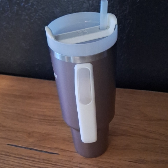 Stanley Metallic Brown Travel Mug with Handle - Picture 3 of 5